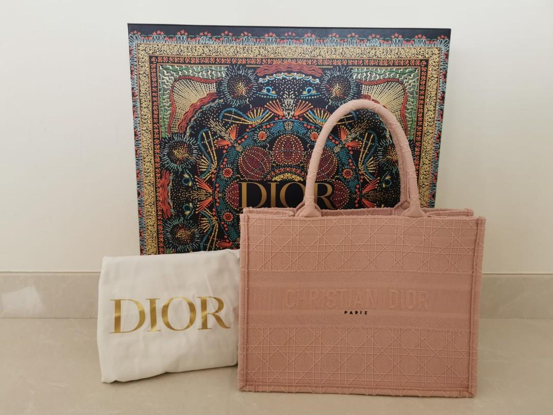 Dior book sales tote rose