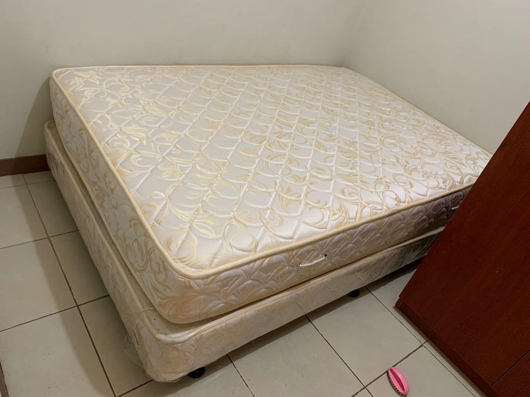 Double mattress in box hot sale