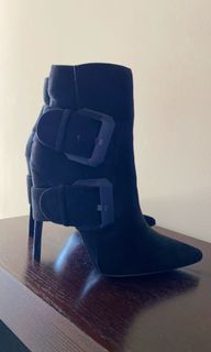 (Category: ) located in . Submitted by 6ixmoda (Listing ID 1061486641, Image 1). Description: .