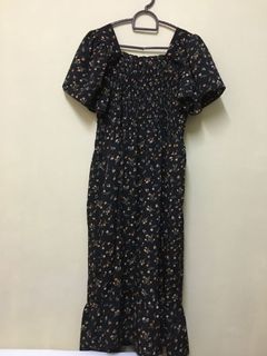 (Category: ) located in . Submitted by virtuouswardrobe (Listing ID 1061375972, Image 1). Description: .