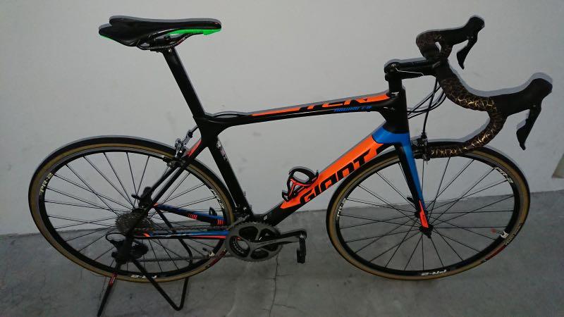 Giant tcr advanced hotsell 1 kom 2018