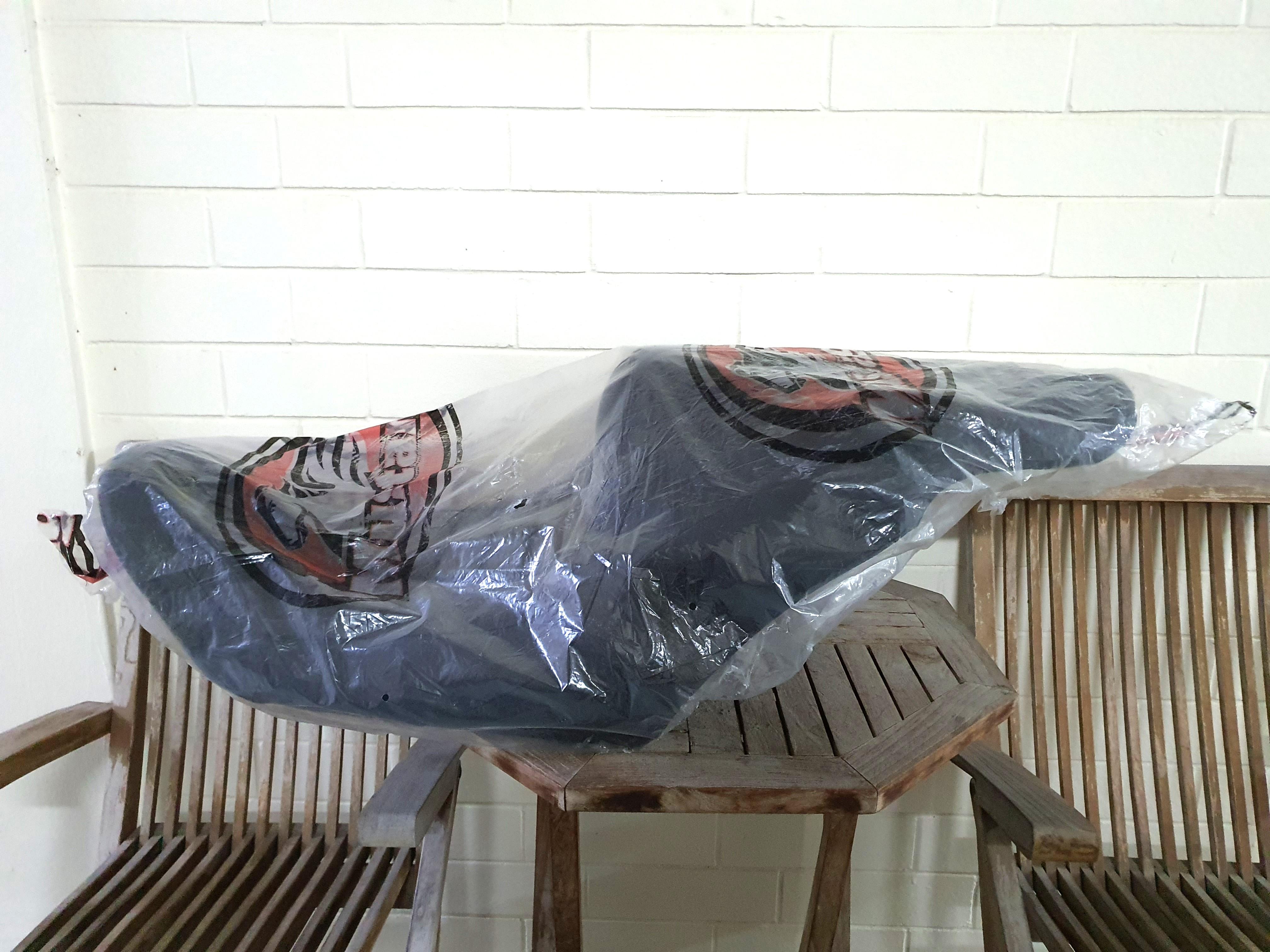 F6b seat top