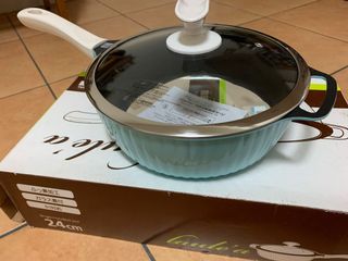 由 elliea (刊登 ID 1061398100，圖片 1) 提交，位於 的 (類別：)，說明：。