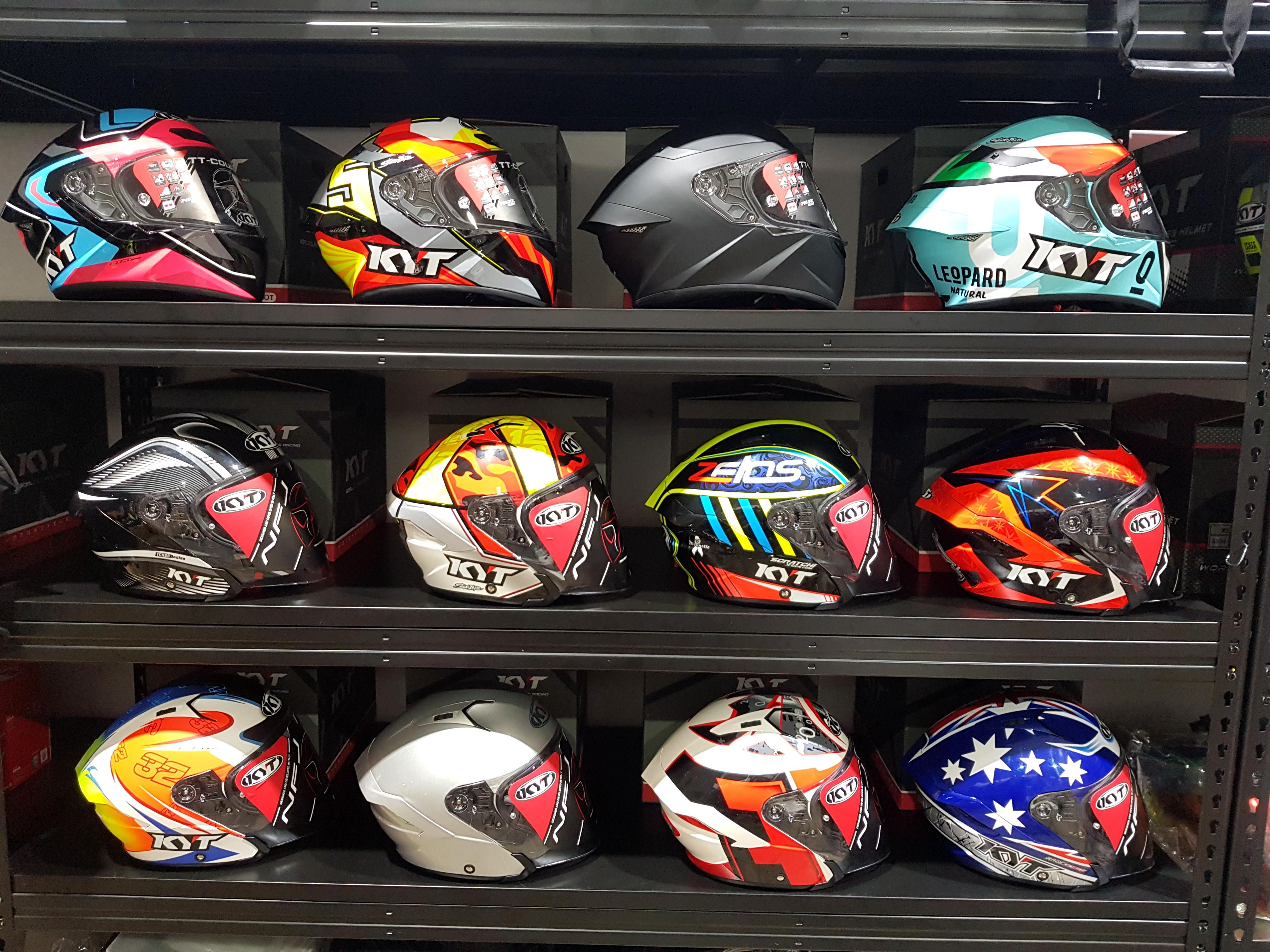 KYT TT COURSE motorcycle full face helmet lorenzo leopard 0