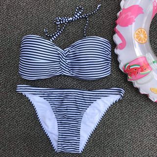 (Category: ) located in . Submitted by lanilowardrobeph (Listing ID 1061495873, Image 1). Description: .