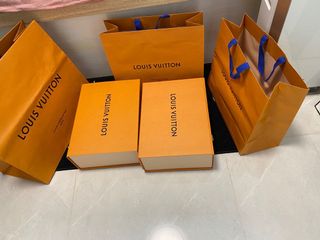 （分類：）位於 。 由 gemmadordor 提交（商品編號 1061366384，圖片 1）。簡介： 。