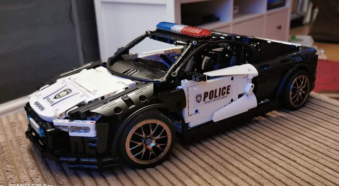 Mould King Audi R8 V10 2103 Hobbies Toys Toys Games on Carousell
