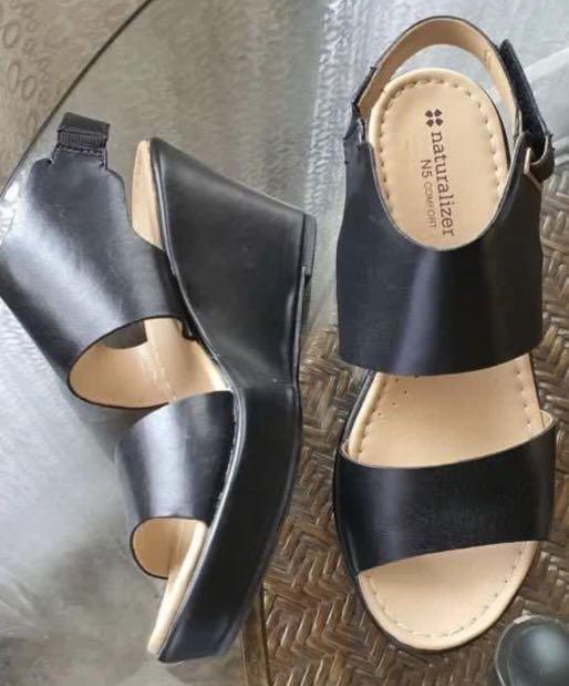 Naturalizer sandals and more Women s Fashion Footwear Flats Sandals on Carousell