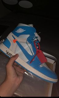 (Category: ) located in . Submitted by sneakerhead828828 (Listing ID 1061337319, Image 1). Description: .