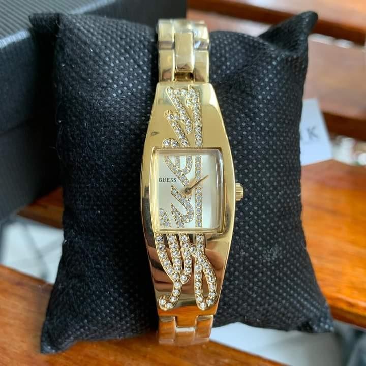 Guess tonneau watch clearance