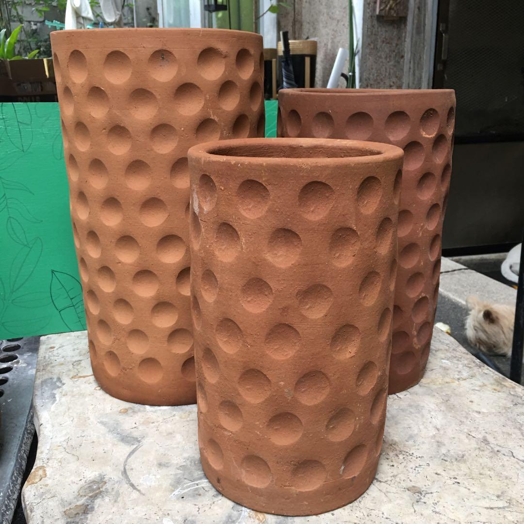 Polka Dot Cylinder and U-Shape Clay Pots (Category: Gardening Tools & Ornaments) located in Pasig City. Submitted by storebericpp (Listing ID 1061443760, Image 1). Description: Small - 190 Medium - 220 Large - 240 🚚: Mr. Speedy/Lalamove or Pick-up 💵: BPI/ GCash.