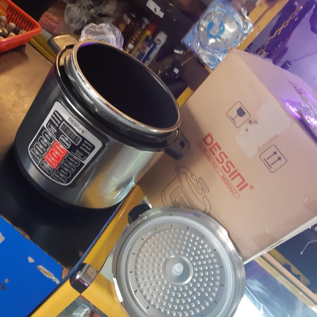 Pressure Cooker /DESSINI, TV & Home Appliances, Kitchen Appliances