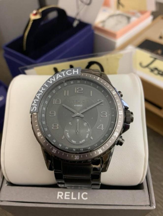 Relic hybrid smartwatch top