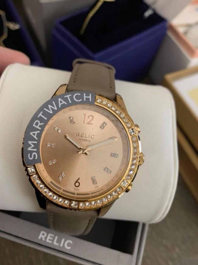 Relic hybrid watch top