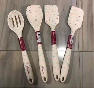 (Category: ) located in . Submitted by shelleyyyyy (Listing ID 1061481877, Image 1). Description: .