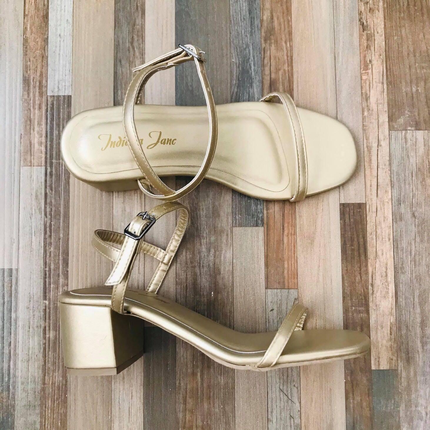 Venus gold heels discount