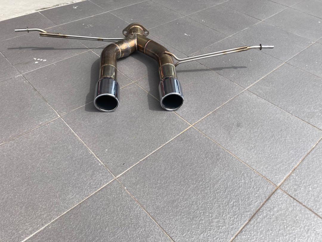 R32 store style exhaust