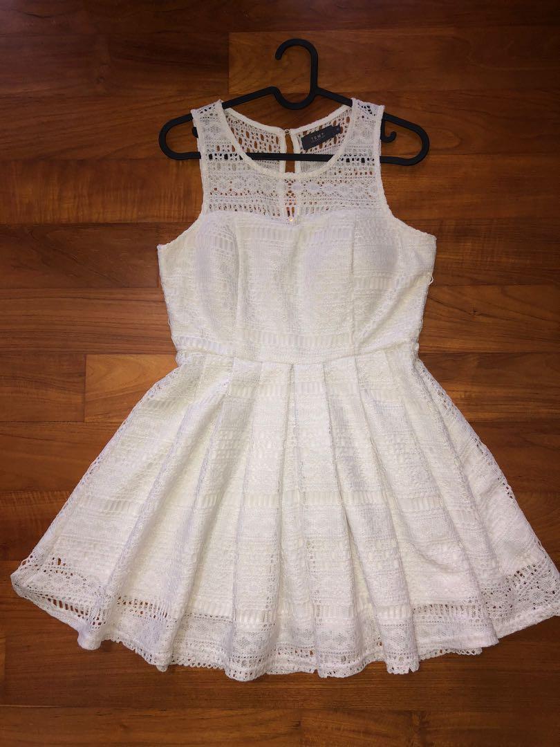 Temt white dress 2025