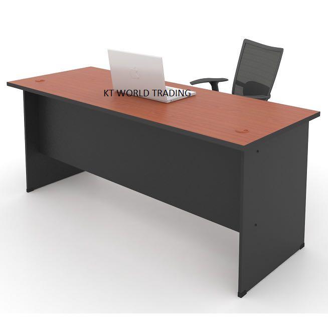 Work table (Category: Tables & Sets) located in Kuala Lumpur. Submitted by everadaysale (Listing ID 1061455085, Image 1). Description: Almost perfect like brand new.