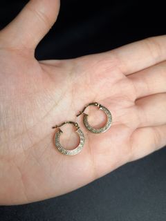 (Category: ) located in . Submitted by graceryitems (Listing ID 1061507735, Image 1). Description: .