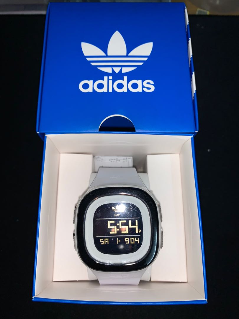 Adidas adh3034 2025