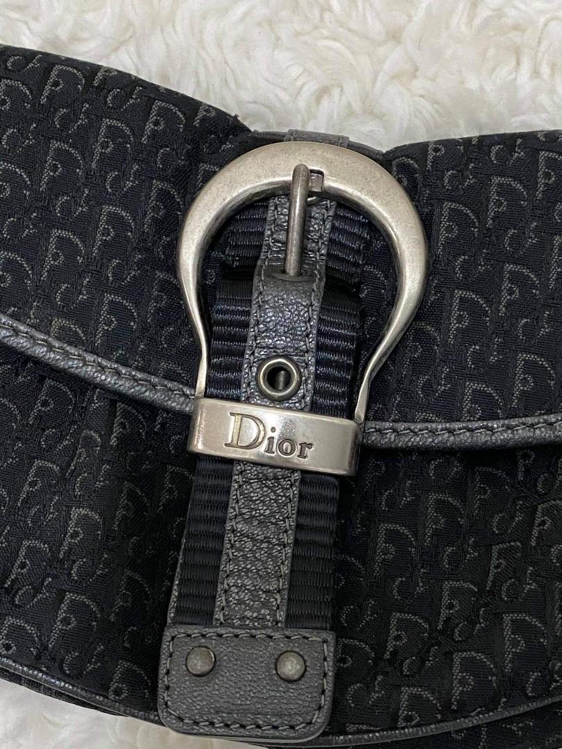Auth Dior (Category: Luxury Bags & Wallets) located in Davao. Submitted by gingerdust (Listing ID 1061651684, Image 3). Description: .