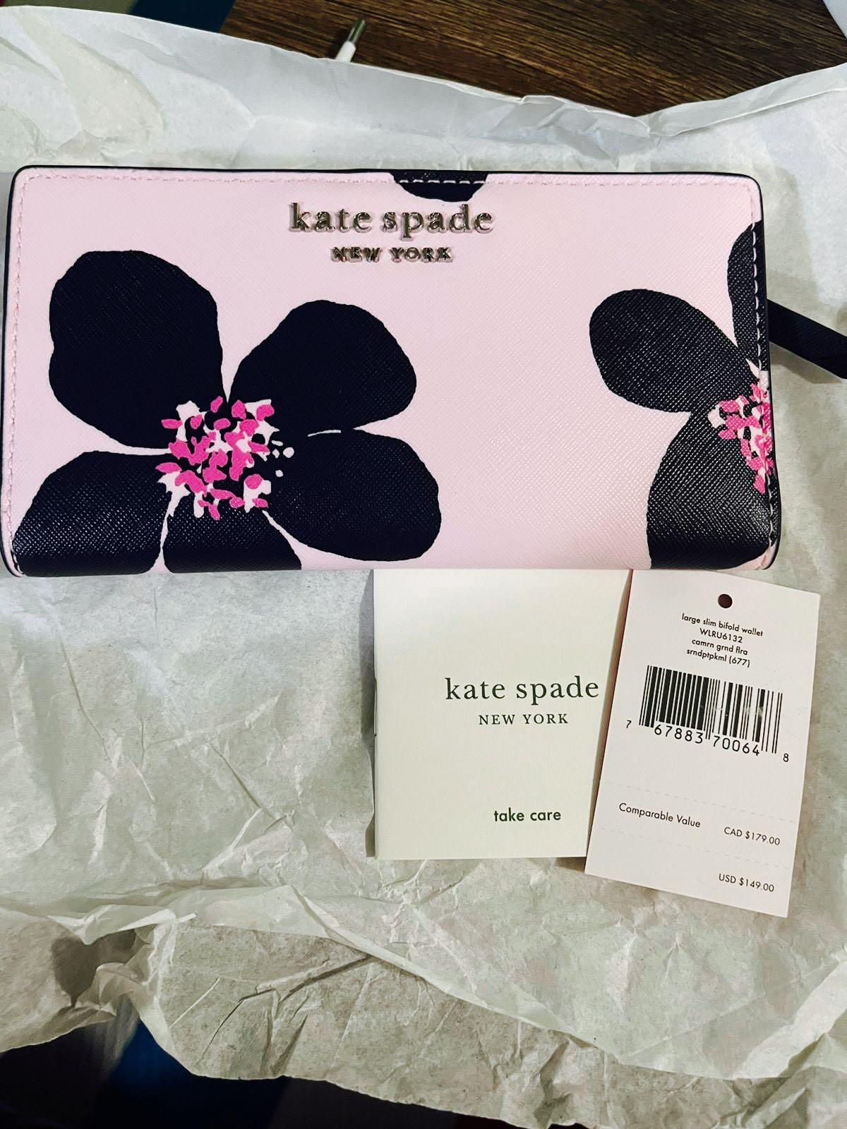 Kate Spade Petal Flower Medium Bucket Bag BRAND NEW WITH TAGS!