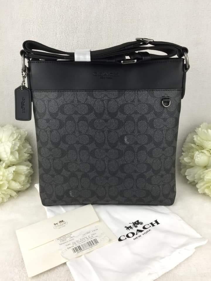 Coach metropolitan deals slim messenger