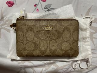 (Category: ) located in . Submitted by stitchies (Listing ID 1061674046, Image 1). Description: .
