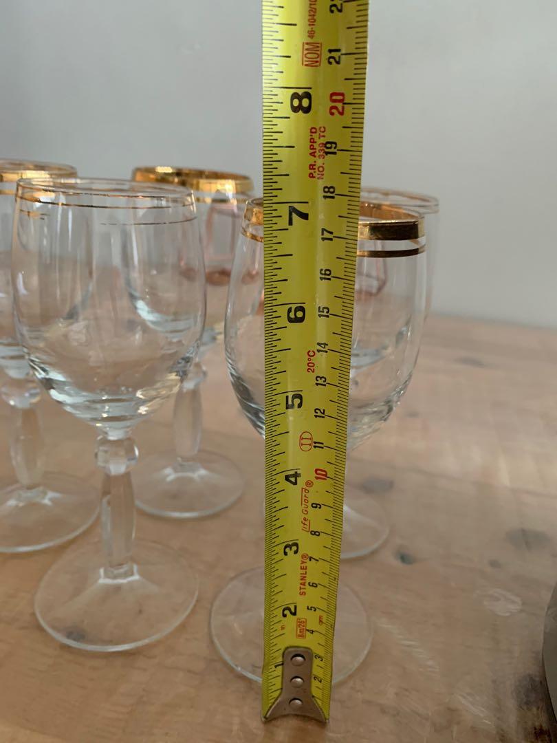 Crystal wine glasses x 5 & single champagne glass, Furniture & Home