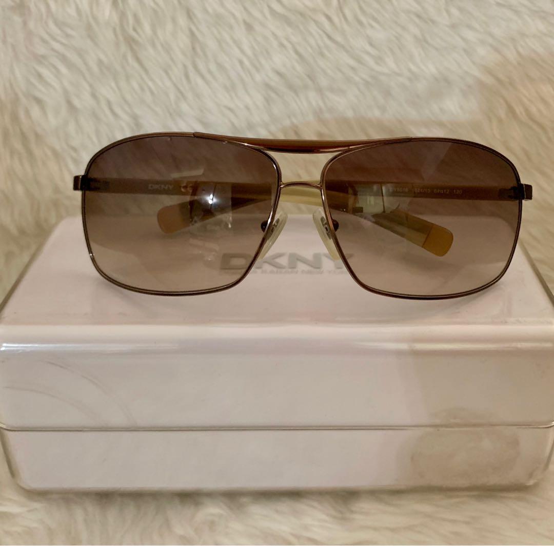 DKNY Sunglass DY5016 Brown Lens (Category: Sunglasses & Eyewear) located in Muntinlupa City. Submitted by mc_shopgram (Listing ID 1061646604, Image 3). Description: 💯 Authentic. Mint condition. With case. MOP: Gcash.