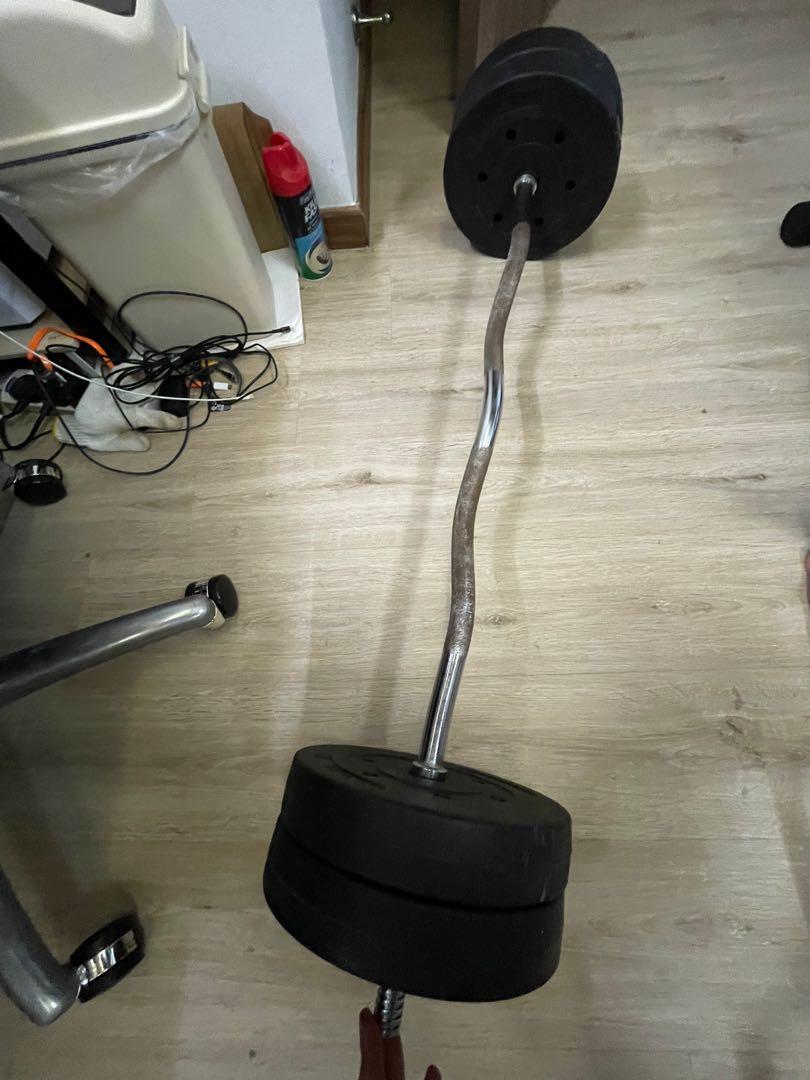 Ez Curl Bar with 20kg weights, Sports Equipment, Exercise & Fitness