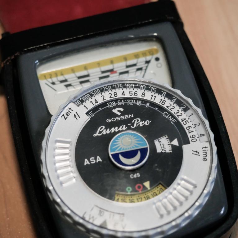 Gossen Luna Pro Lightmeter (batteries included) (Category: Batteries & Chargers) located in San Mateo. Submitted by bbylolo (Listing ID 1061669069, Image 2). Description: Lightmeter you can use with your film cameras. * good working condition * has leather case * free 2pcs PX625 batteries.