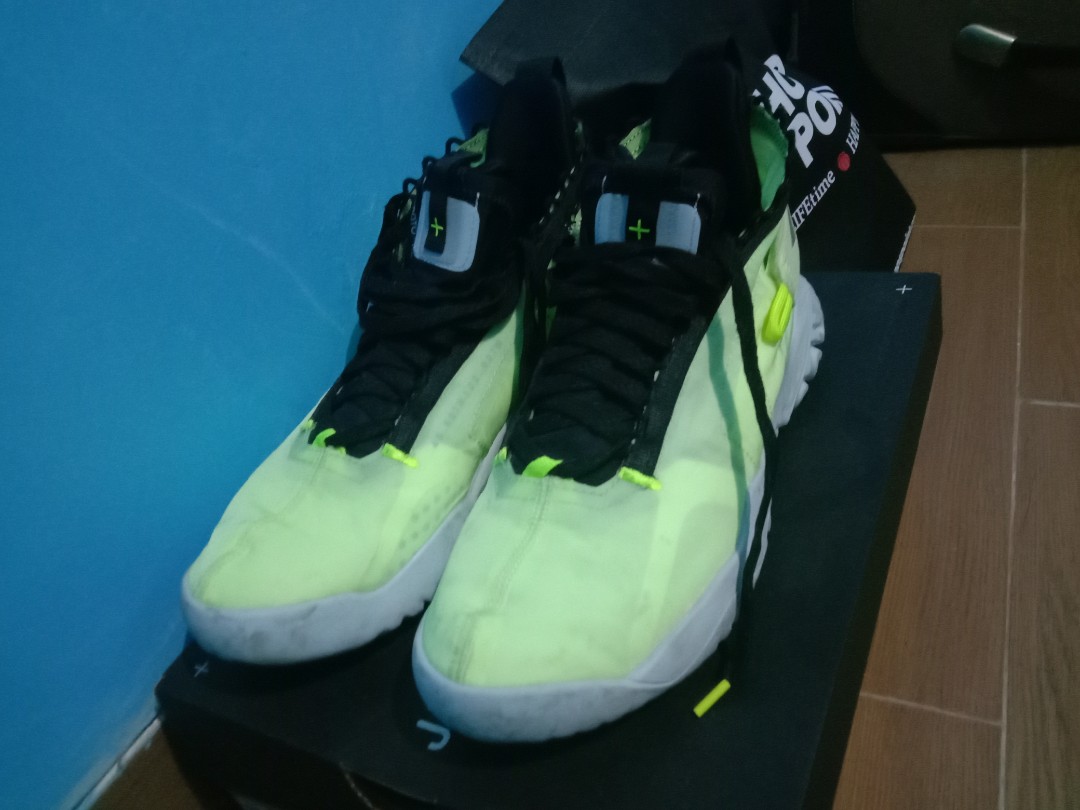 jordan proto react barely volt