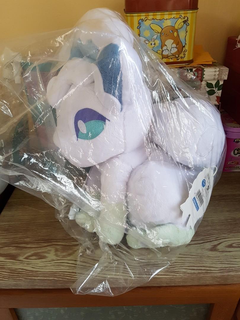 Life size clearance alolan vulpix plush