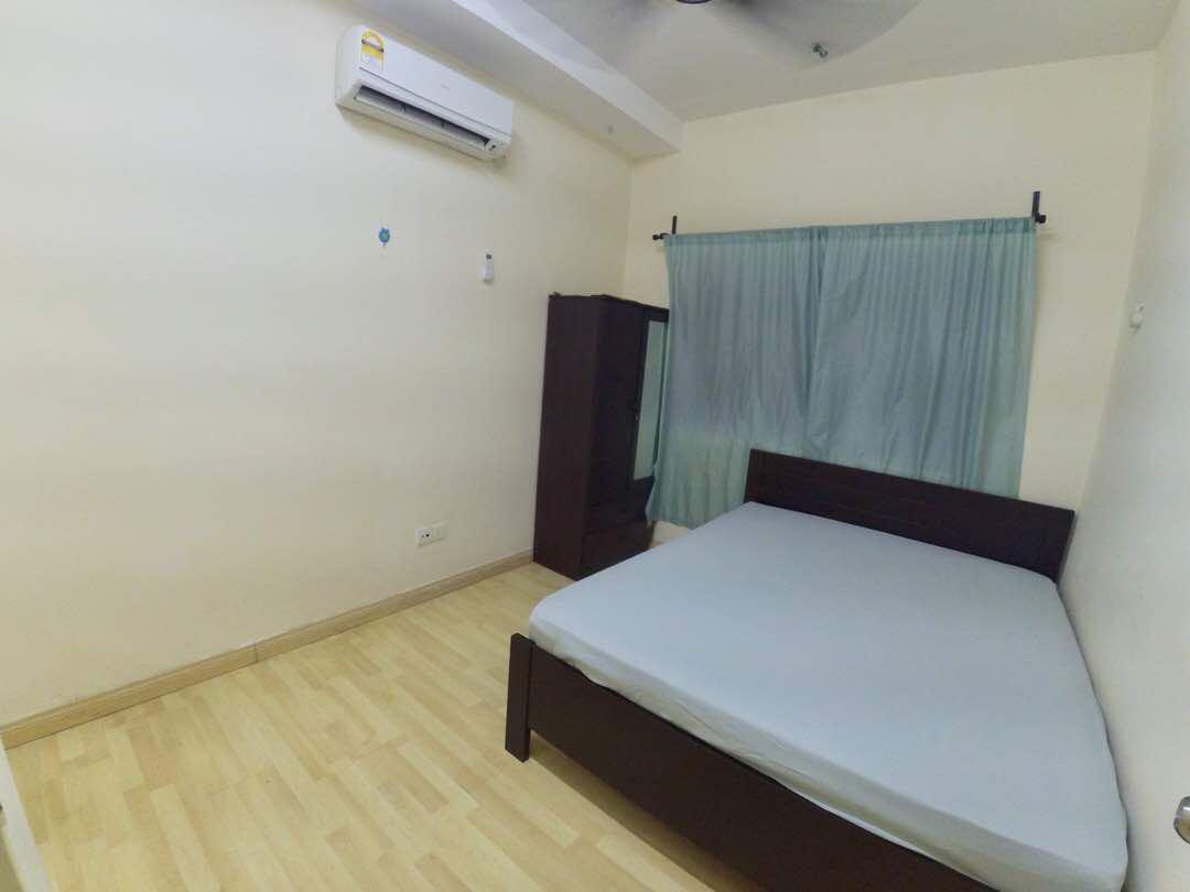 Master Room In Putra Suria Residence 3min Walk To Lrt Cheras Free Utilities Fully Furnished Property Rentals On Carousell