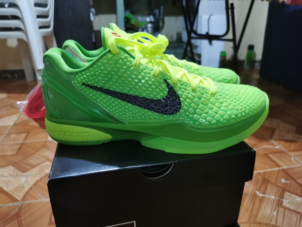 kobe grinch pre order