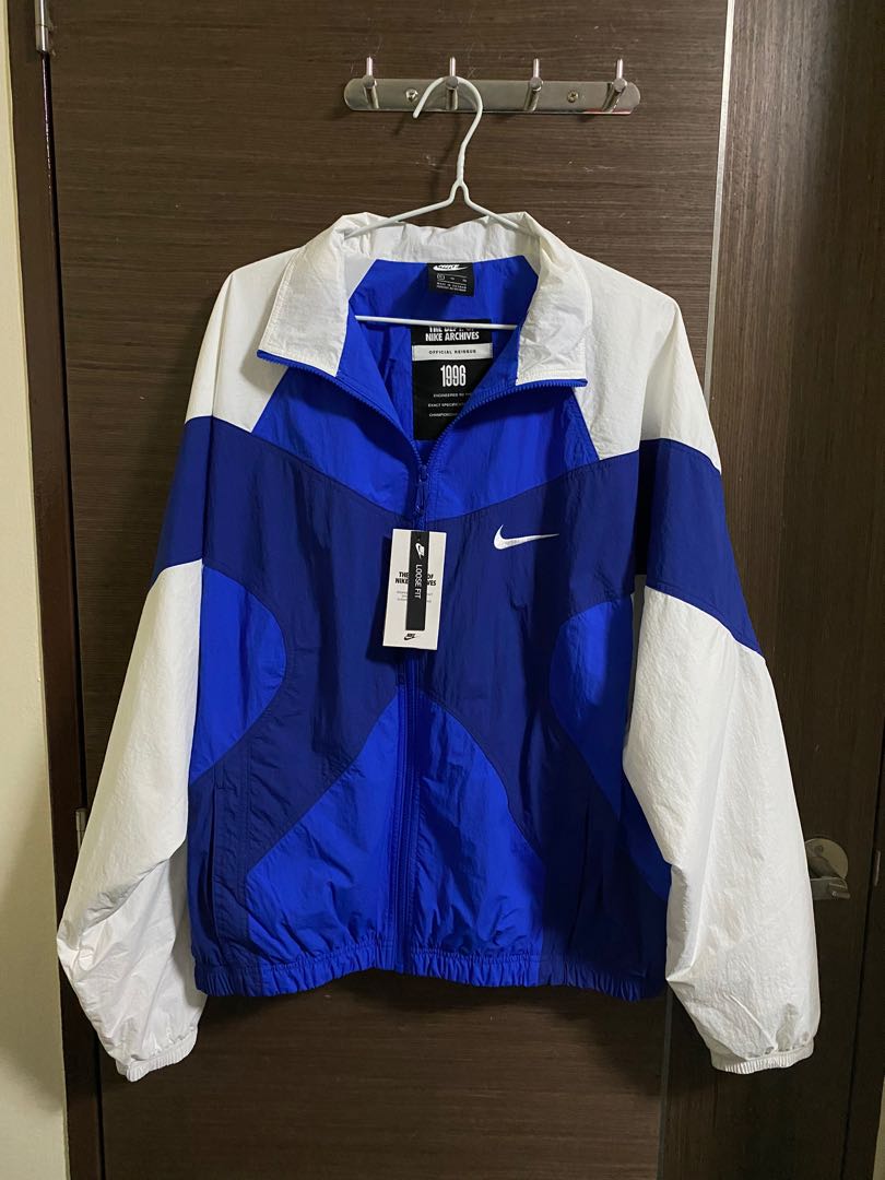 Nike re issue jacket windbreaker bnwt