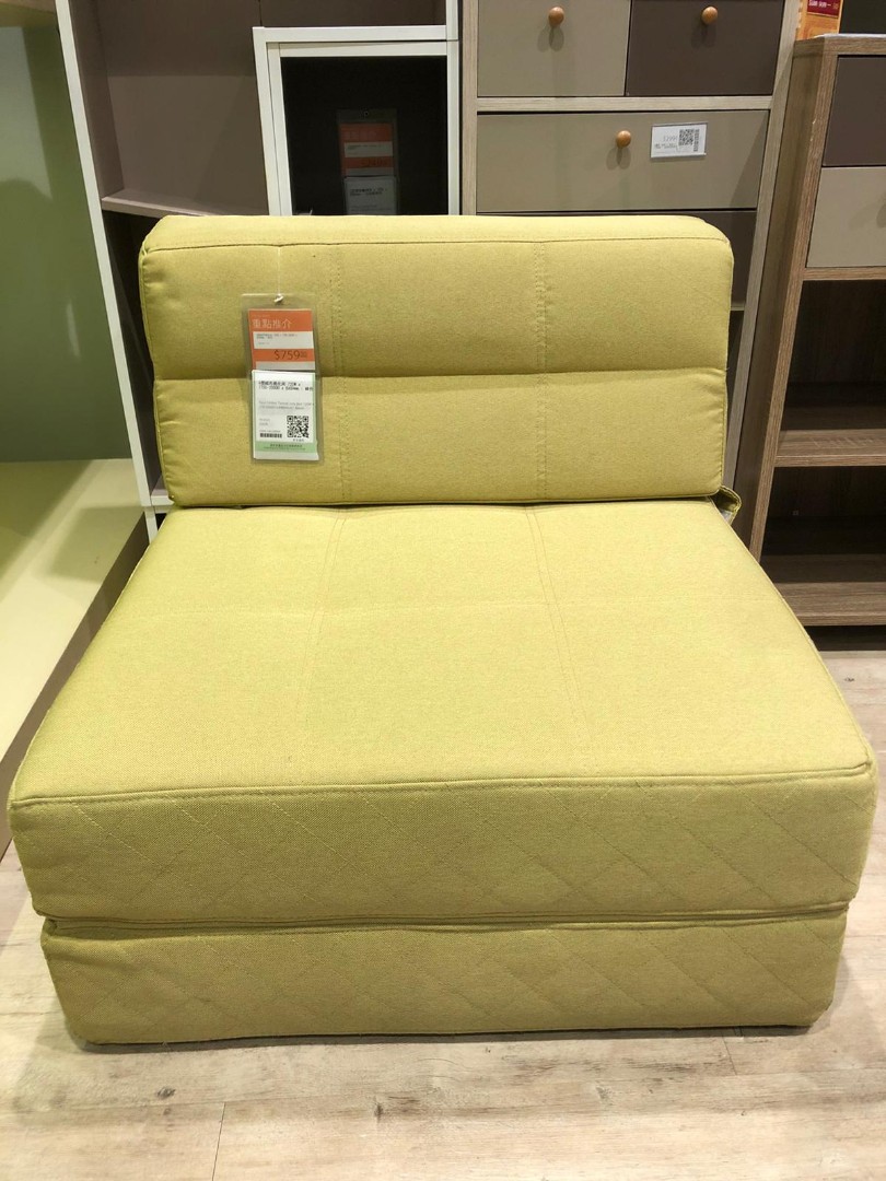 Pricerite folded Sofa bed 4摺梳化床, 傢俬＆家居, 傢俬, 床架及床褥 Carousell