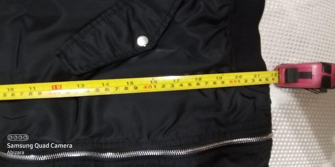 Pull&Bear bomber jacket (Category: Coats, Jackets and Outerwear) located in Subang Jaya. Submitted by abizara (Listing ID 1061644119, Image 3). Description: Pull&Bear original size L see measurement in pic condition 9.5/10 black color postage rm8 cod putra height.