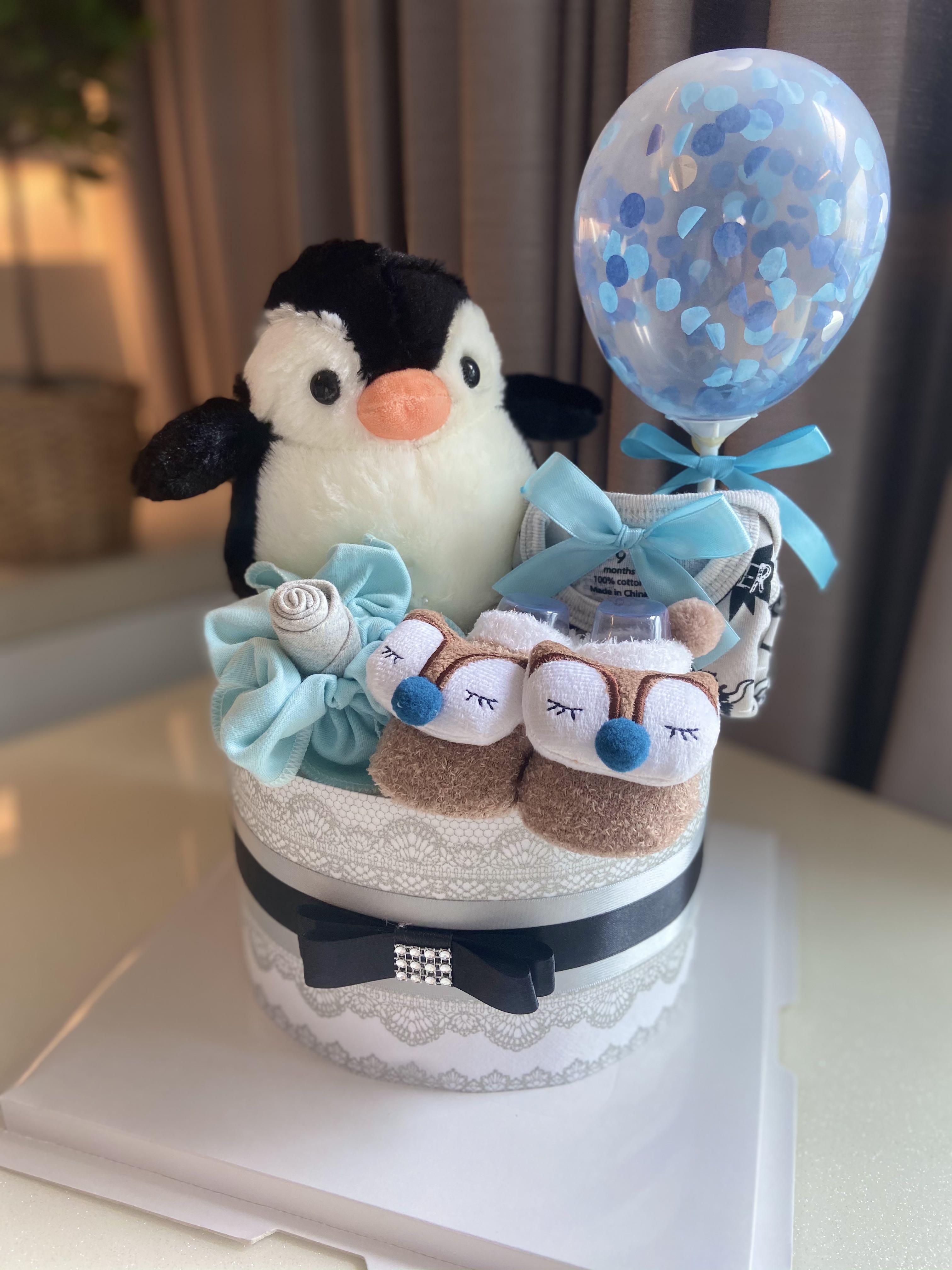 Penguin shop diaper cake