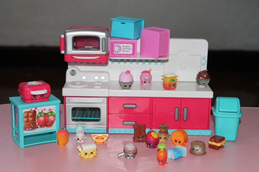 Shopkins outlet kitchen playset