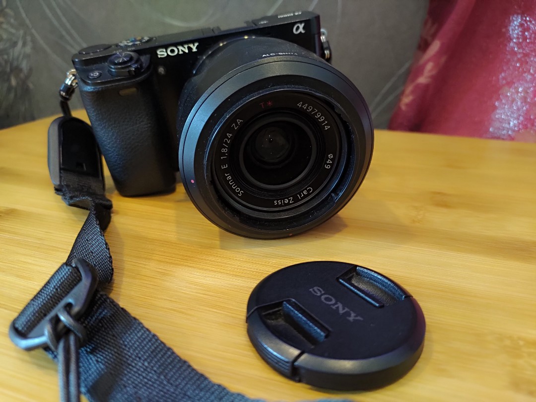 Sony A6000 mirrorless camera body only, Photography, Cameras on Carousell
