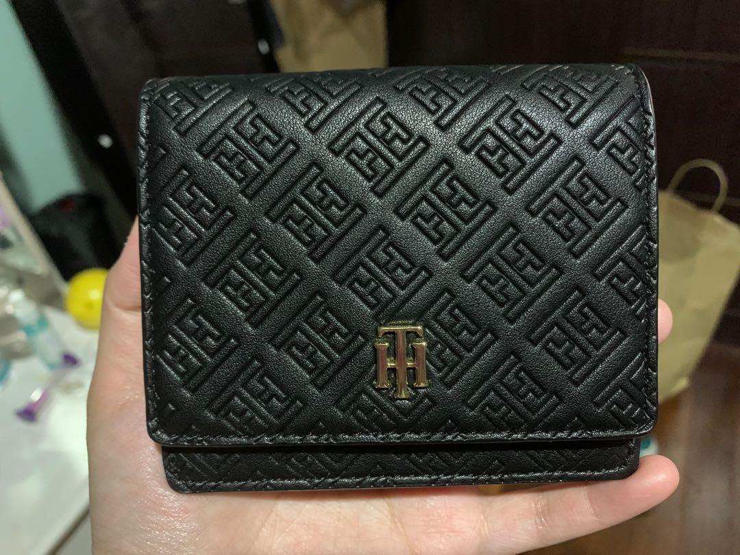 tommy hilfiger money purse