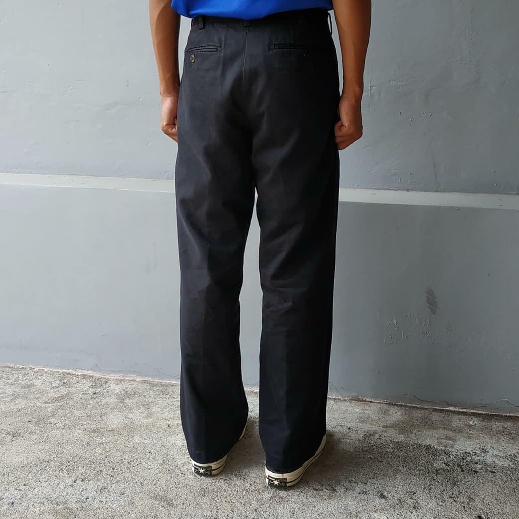 UNIQLO CHINOS BLACK STRAIGHT, Fesyen 