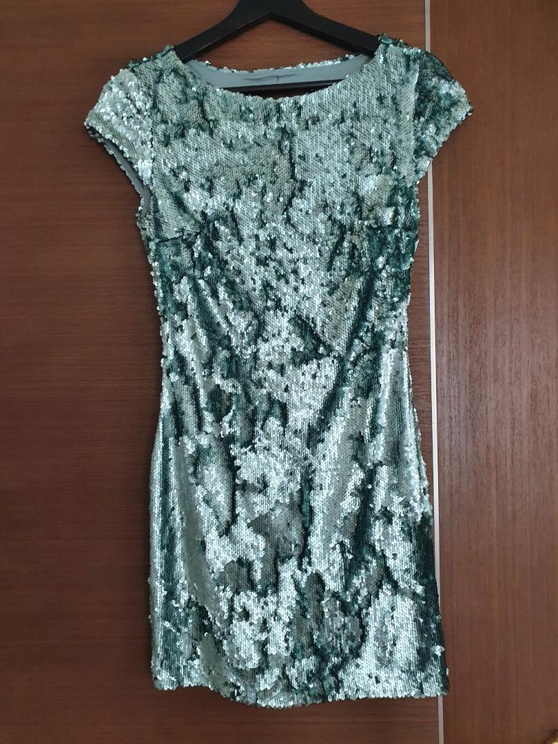 Zara green sequin party dress Christmas festive XS RRP:$99.90 (mng, topshop),  Women's Fashion, Dresses & Sets, Evening dresses & gowns on Carousell