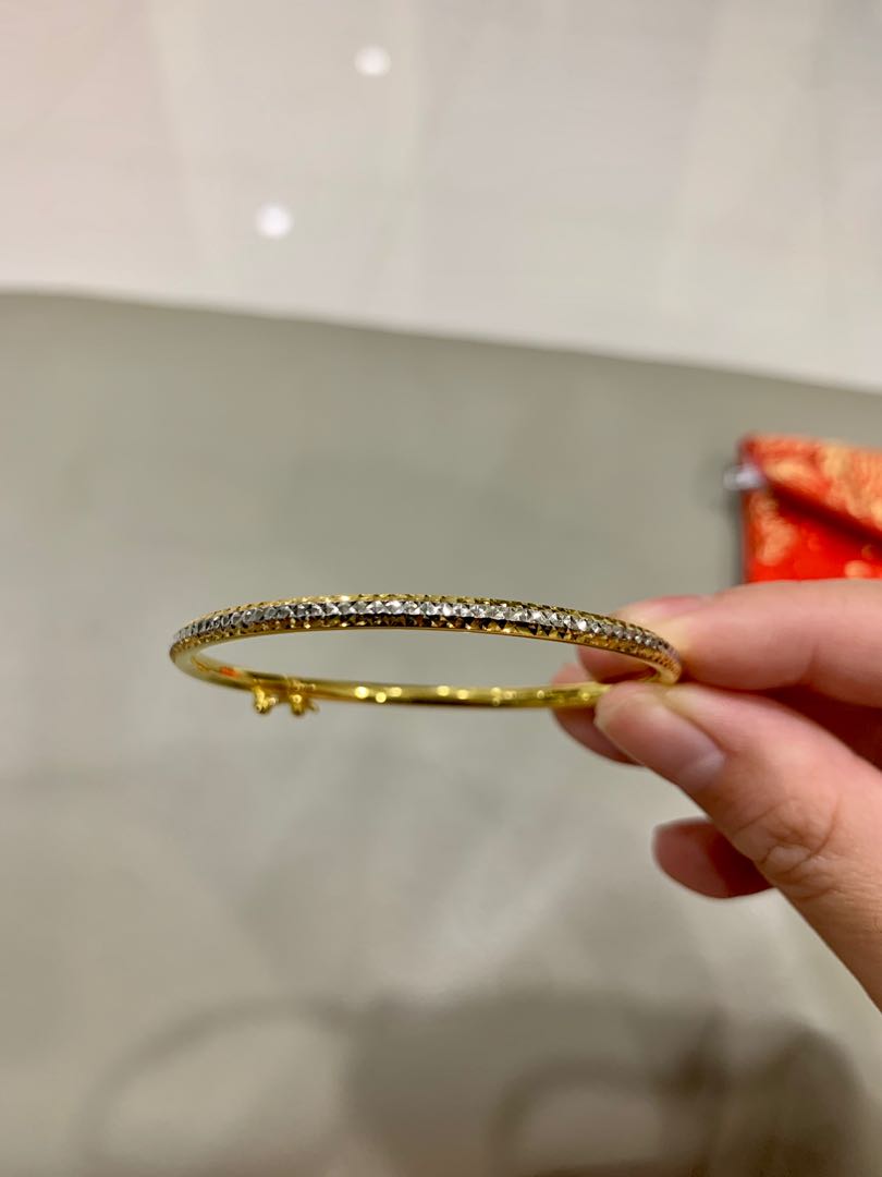 Poh heng on sale gold bangle