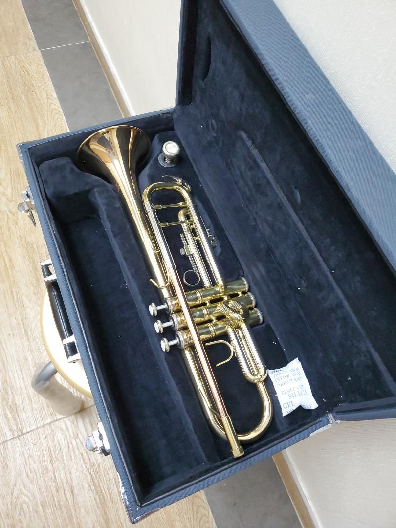 Second store hand trumpet