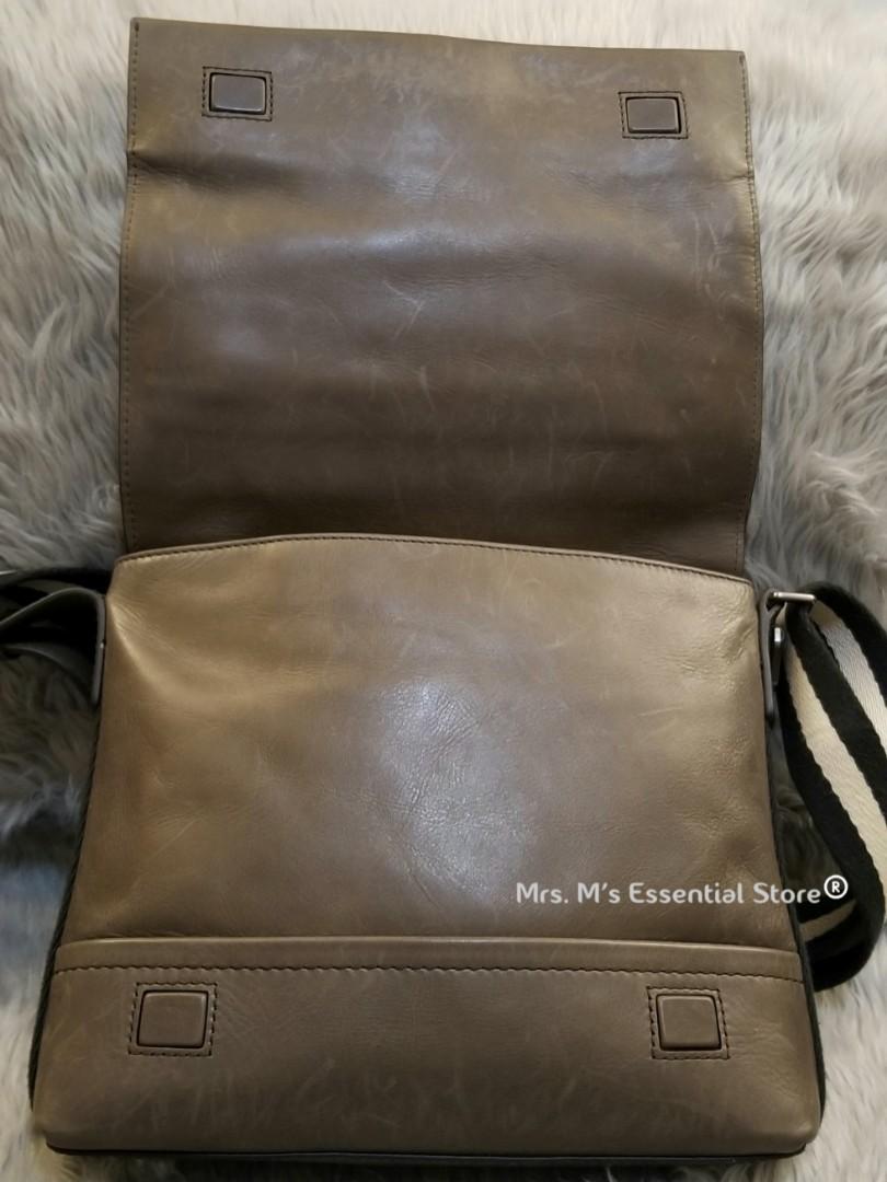 Authentic Bally Distressed Vintage Calfskin Tamrac Small Men s Messenger Bag Luxury Bags Wallets on Carousell