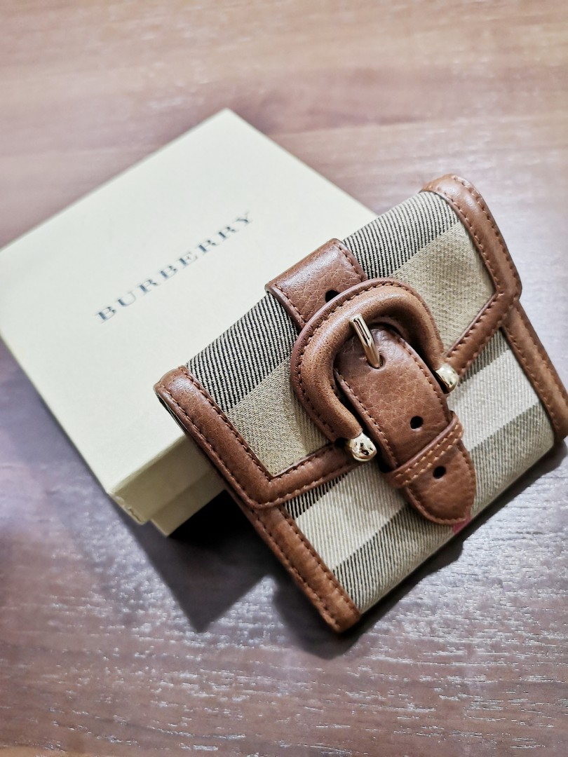 Authentic burberry wallet hotsell